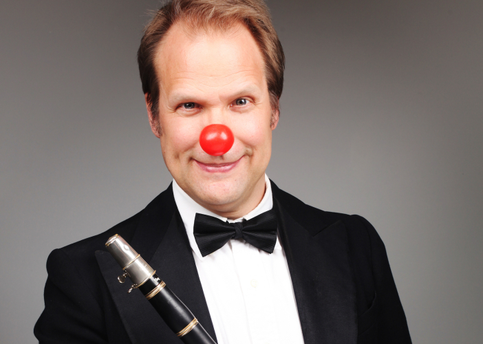 Christopher Hall artiste